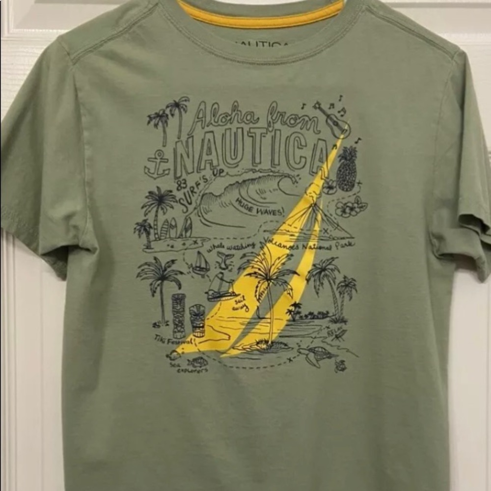 Boys Short Sleeve Shirt Size 14-16 Nautia color Grren/ Yellow